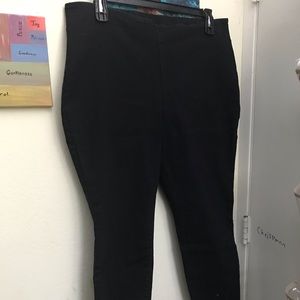 Sale❣️ 2X Vince Camuto Pull-On Jeans